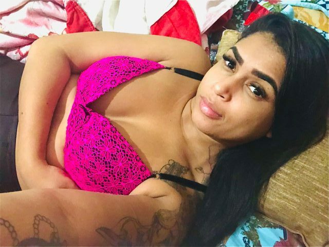 Bruna novinha carioca caiu na net pelada