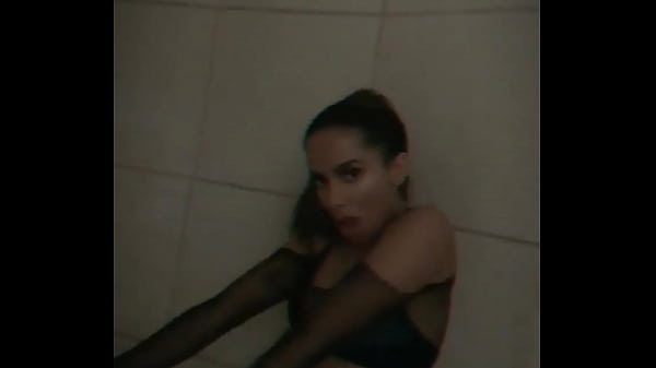 A Bunda Da Cantora Anitta