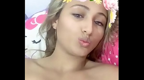 Loira De Buceta Linda Ejaculando No Porno Romantico