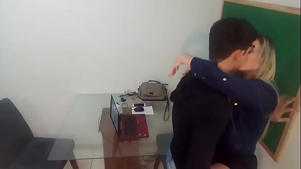 Aluno E Professora Porno Amador