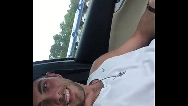 Amigos Batendo Punheta No Carro Xvideo Gay