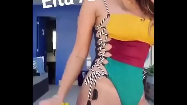 Anitta Bunda De Fora