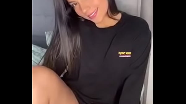 Bolino Na Priminha Novinha Virgem Linda Morena Dormino