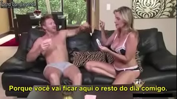 Dia Das Bruxas Porno Escondido Da Mãe