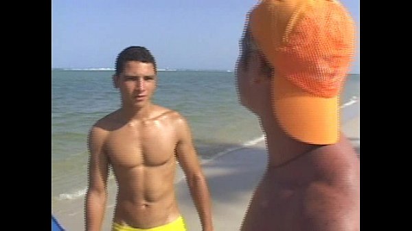 Foda Amadora Na Praia Do Abrico Porno Gay