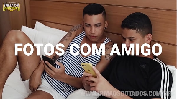 Fotos De Gays Transando Com Mulheres