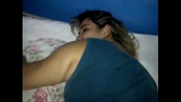 Gorda No Sexo No Cama Com Cachorro