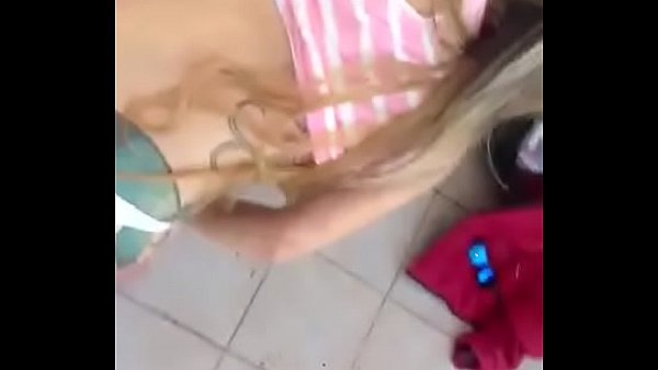 Loira Peituda Cabelo Curto Tatuada Porn