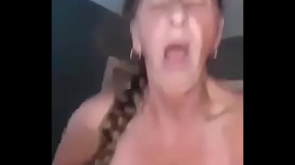 Mulher Coroa Lesbica Fazendo Sexo