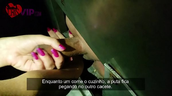 Porno Engolindo O Leitinho Do Travesti