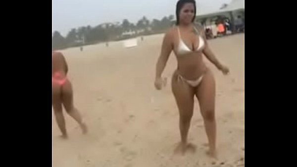 Rabuda Na Praia Gostosa Pra Caralho