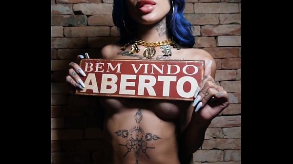 Tati Zaqui Pelada Na Playboy