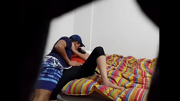 Cacheada Peituda Escondida Xnxx