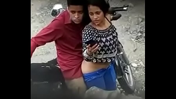 Camera Escondida Flagra Padrasto Aliciando Enteada de 18 Anos