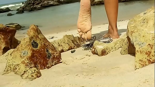 Flagrando Mulheres Nuas Na Praia Do Nudismo