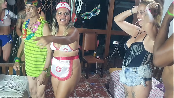 Mulheres Casadas Traindo No Carnaval De Salvador