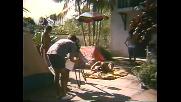 Padrasto Comendo Enteada de 18 Anos Na Frente Da Mãe