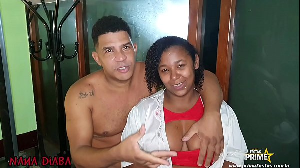 Porno Com A Negra Gostosa com tesão Na Cama