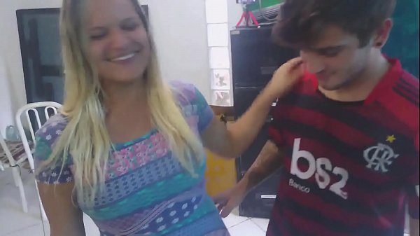 Amigos Comendo Uma Novinha Video Amador