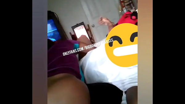 Mia Khalifa Ass Twerk