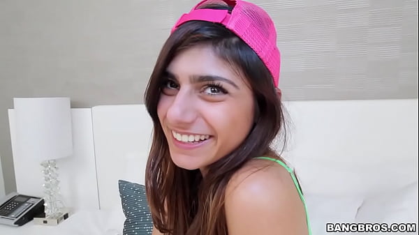 Mia Khalifa Doa