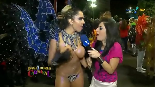 Mulheres Se Beijando Peladas