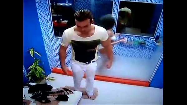 NATÁLIA DO BBB 18 PAGOU PEITINHO com tesão