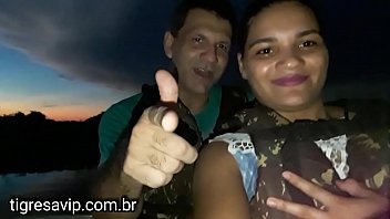 Ela quer no cu e  na buceta