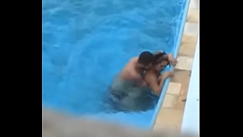 Desafios de ioga na água – desafio da piscina