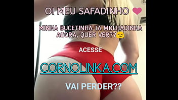 Novinha perdendo virgindade no consolo