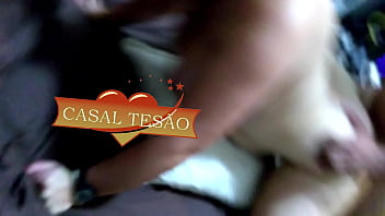 Enteada pingando de tesão