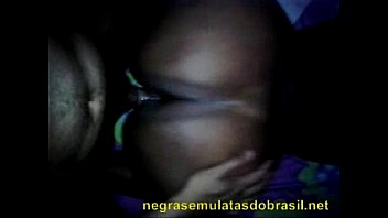 Negra gordinha pelada