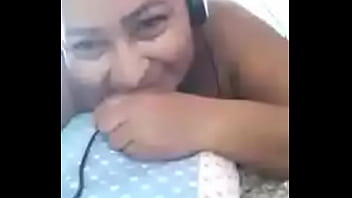 Lucy mostrando a xota no badoo vazados na net Ilha solteira SP