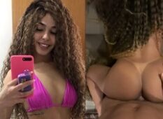 Miriam Gabriela está se divertindo muito em uma posição bem excitante