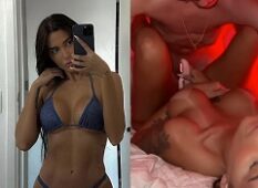 Fernanda Campos fazendo brincadeiras excitantes com um vibrador