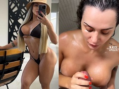 Mari Reis fudendo gostoso no chuveiro de forma muito excitante