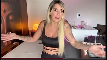 Joyce peituda vizinha babá bucetao gostosa doratiotto puta cheirando