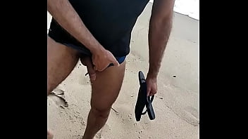 Praia nudismo gay